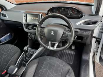 Used Peugeot 2008 2016 for sale - 74667514: Photo