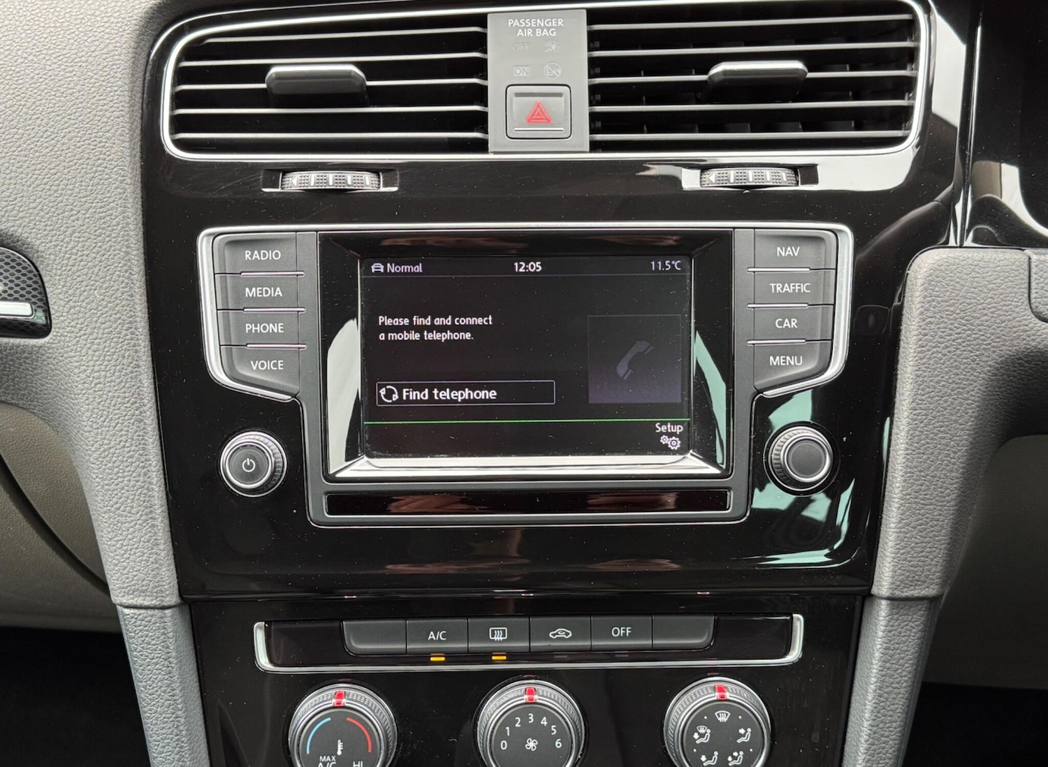 Used Volkswagen Golf 2015 for sale - 77892294: Photo 21