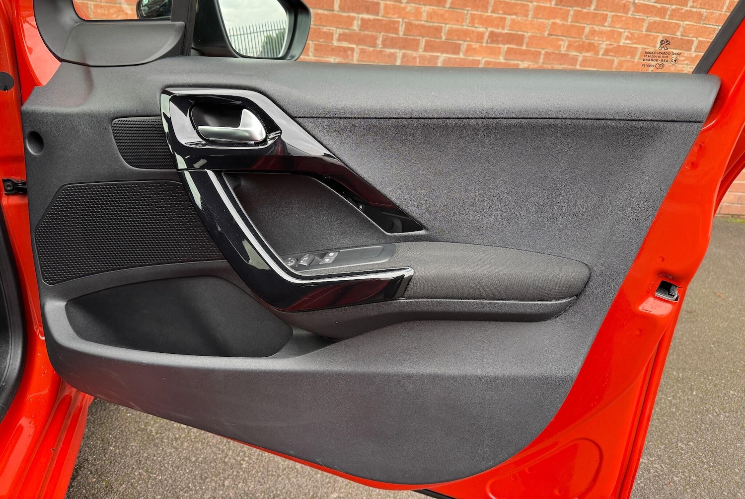 Used Peugeot 208 2017 for sale - 76512923: Photo 13