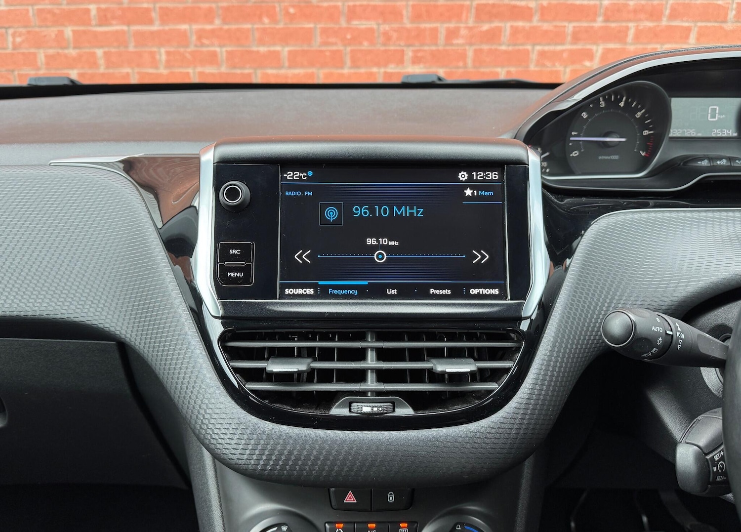 Used Peugeot 208 2017 for sale - 76512923: Photo 18