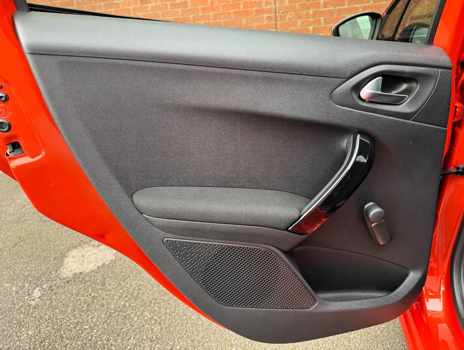 Used Peugeot 208 2017 for sale - 76512923: Photo 32