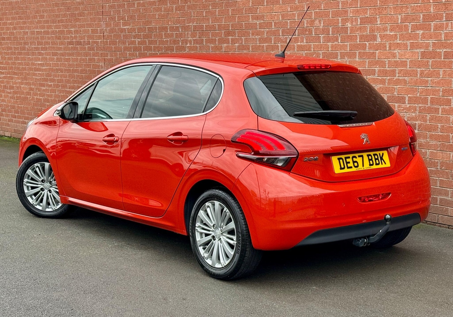 Used Peugeot 208 2017 for sale - 76512923: Photo 8