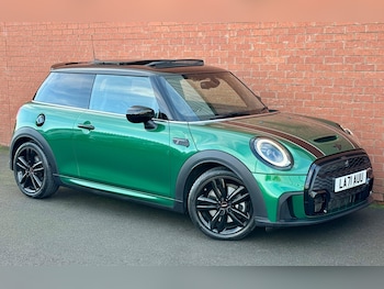 Used MINI Hatch 2021 for sale - 76714467: Photo
