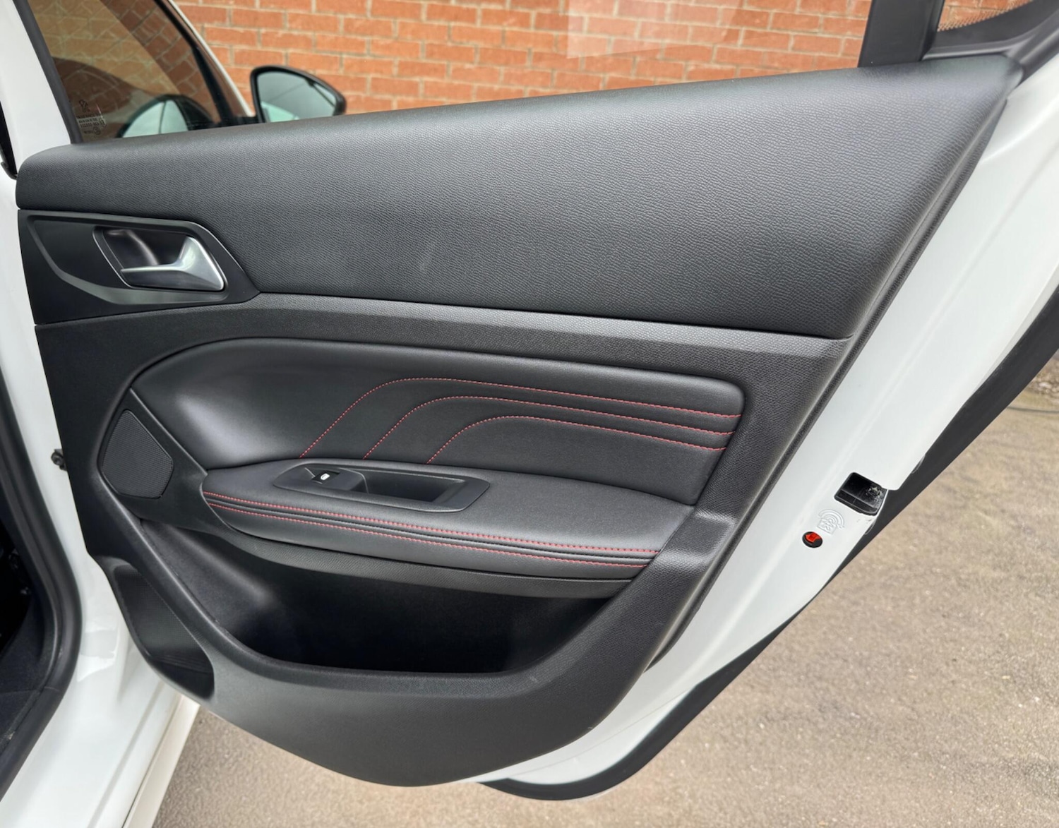 Used Peugeot 308 for sale - 78006849: Photo 29