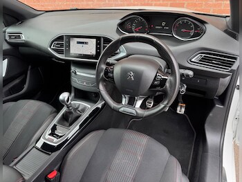 Used Peugeot 308 2018 for sale - 78006849: Photo