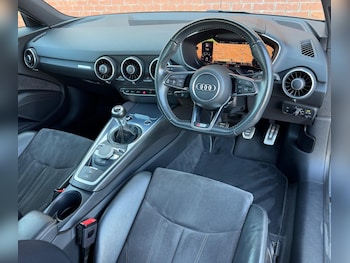 Used Audi TT 2018 for sale - 78374947: Photo