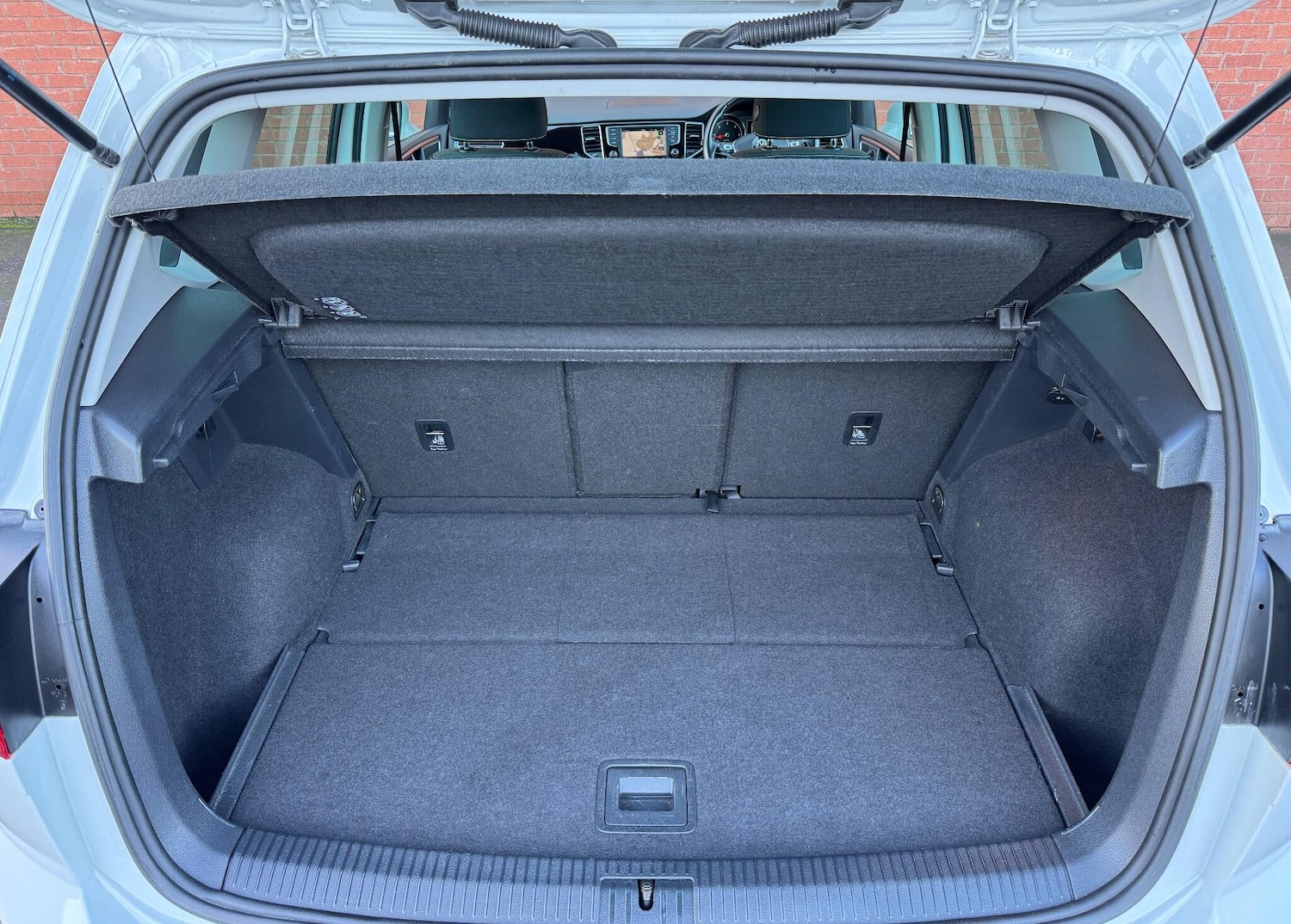 Used Volkswagen Golf SV 2016 for sale - 76824180: Photo 10