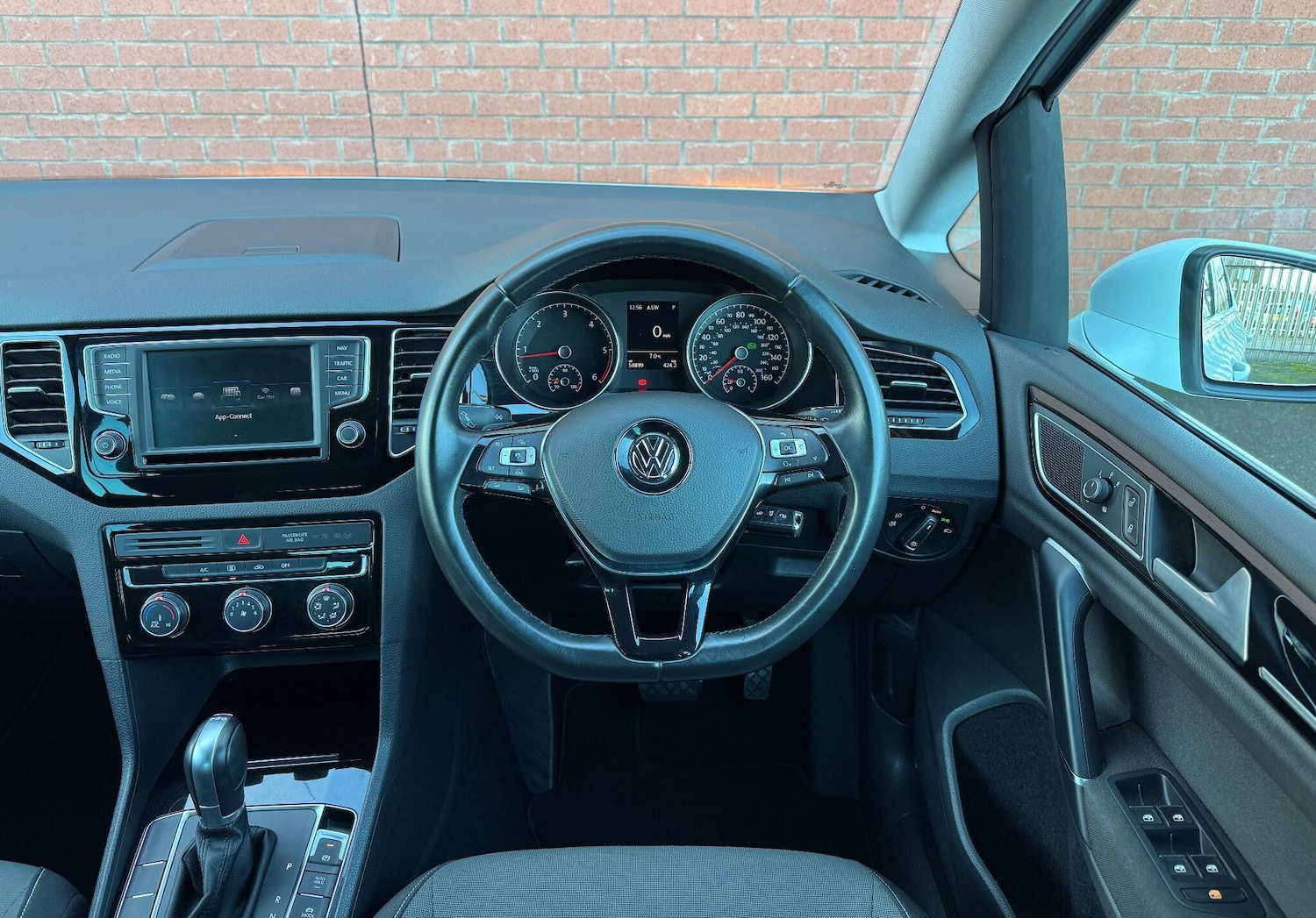 Used Volkswagen Golf SV 2016 for sale - 76824180: Photo 30