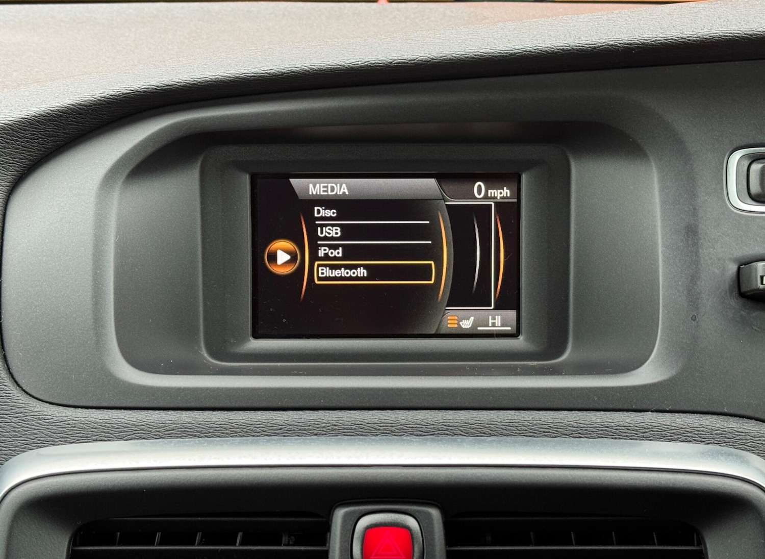 Used Volvo V40 2016 for sale - 77564633: Photo 18