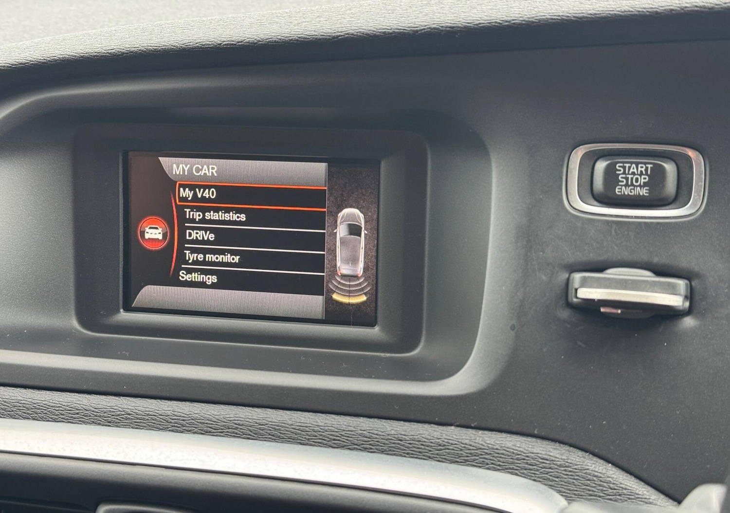 Used Volvo V40 2016 for sale - 77564633: Photo 21