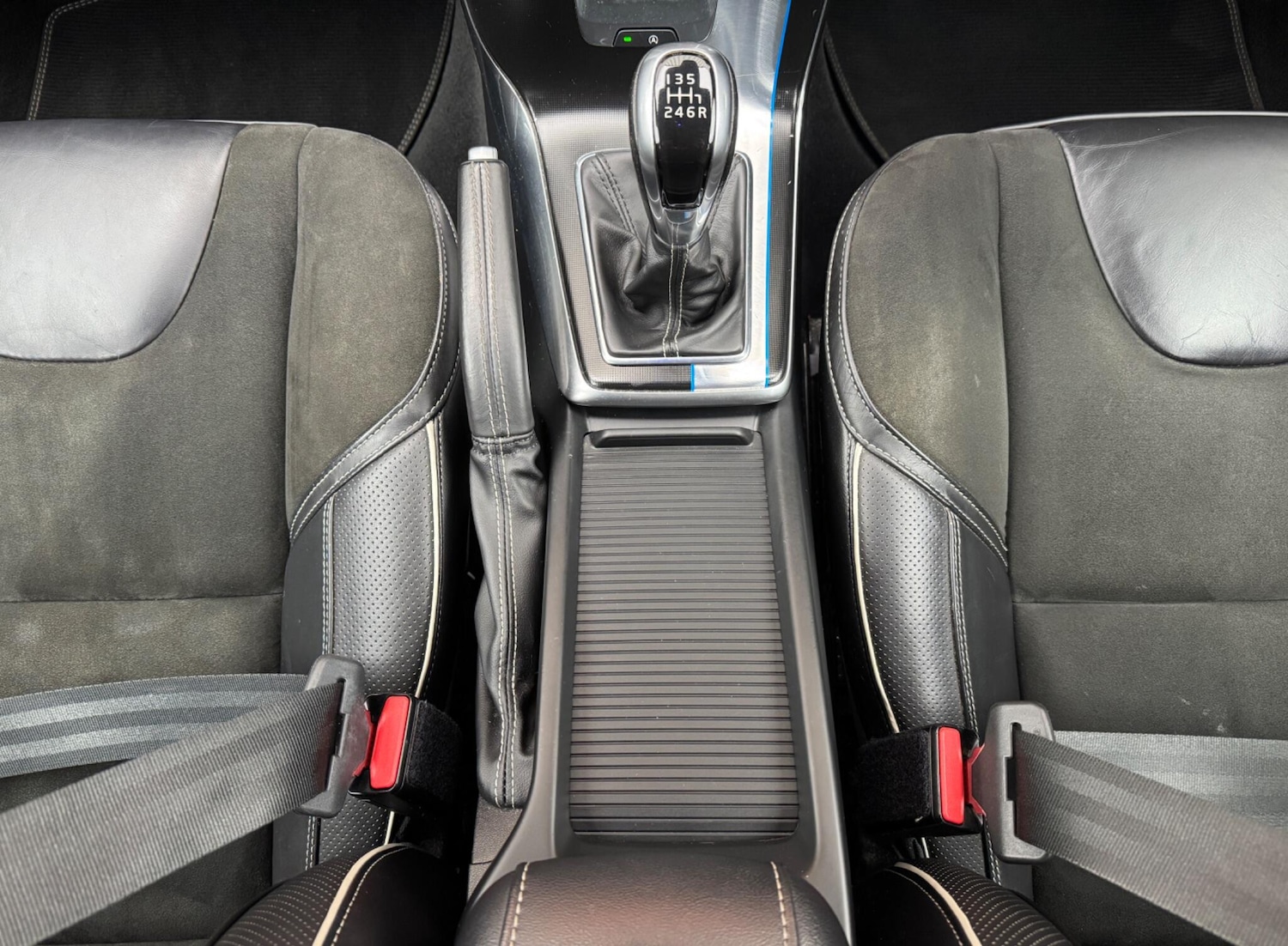 Used Volvo V40 2016 for sale - 77564633: Photo 22