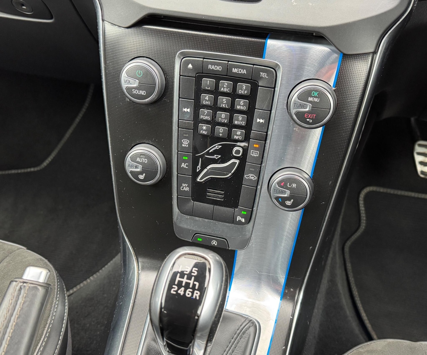 Used Volvo V40 2016 for sale - 77564633: Photo 23