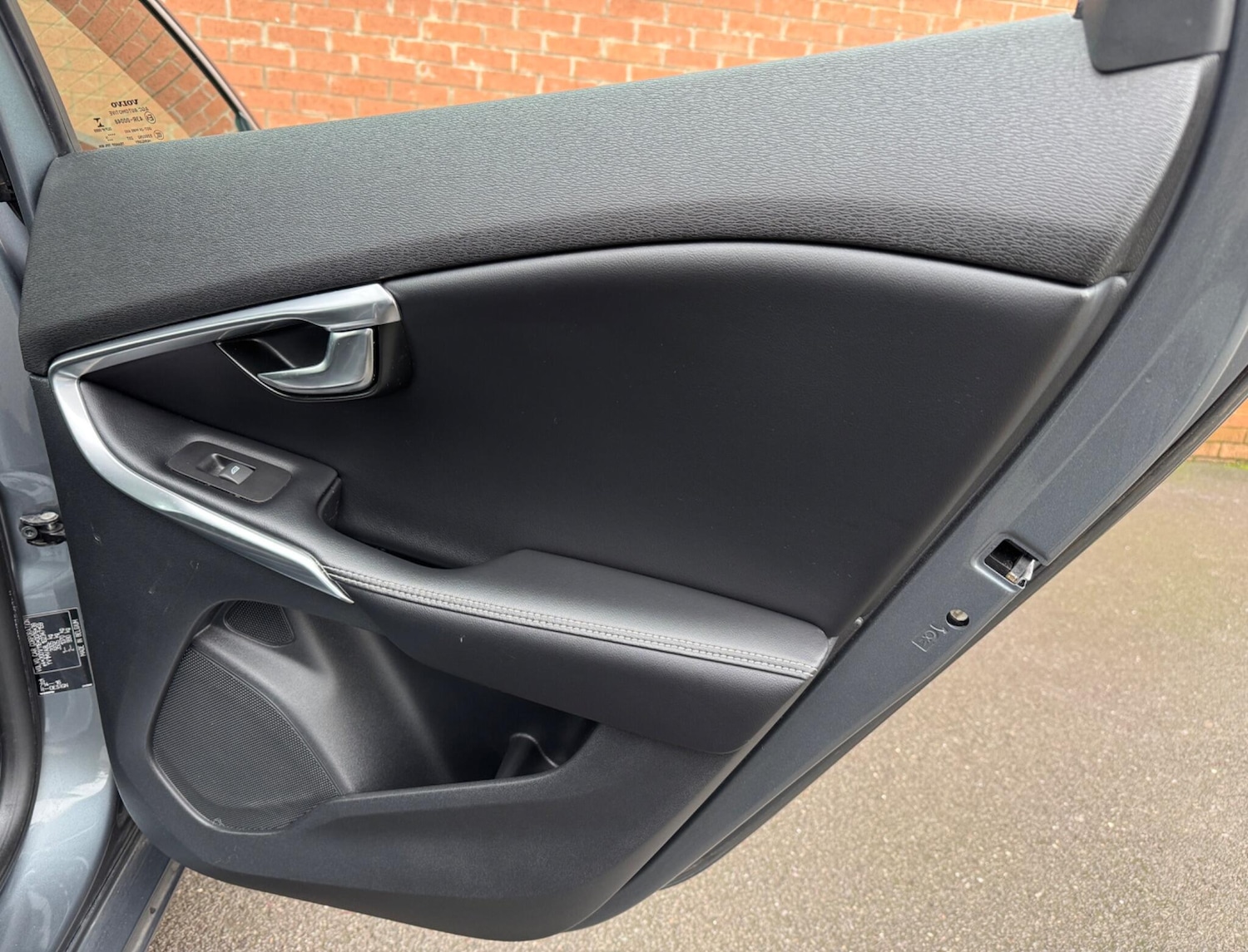 Used Volvo V40 2016 for sale - 77564633: Photo 27