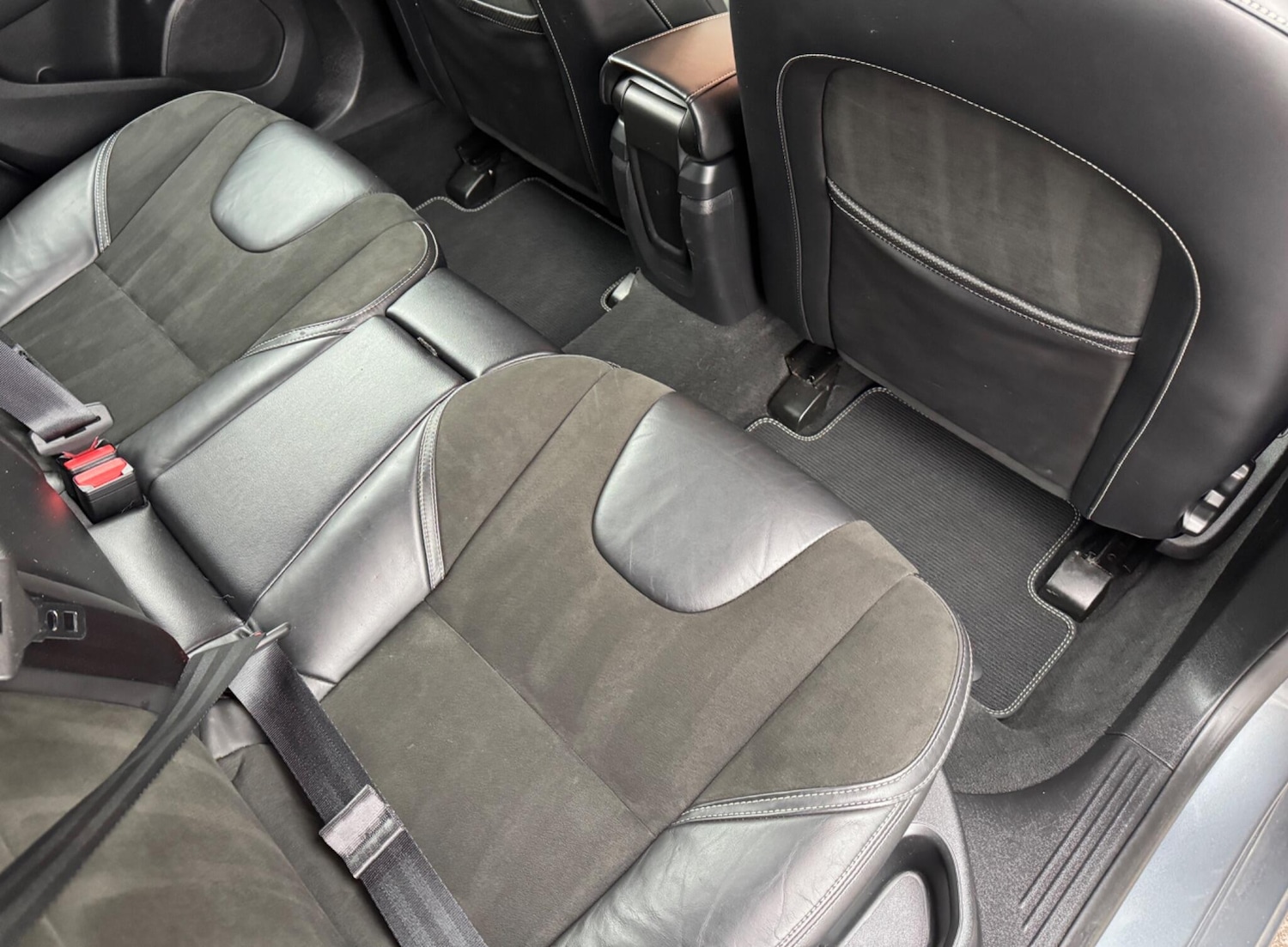 Used Volvo V40 2016 for sale - 77564633: Photo 28