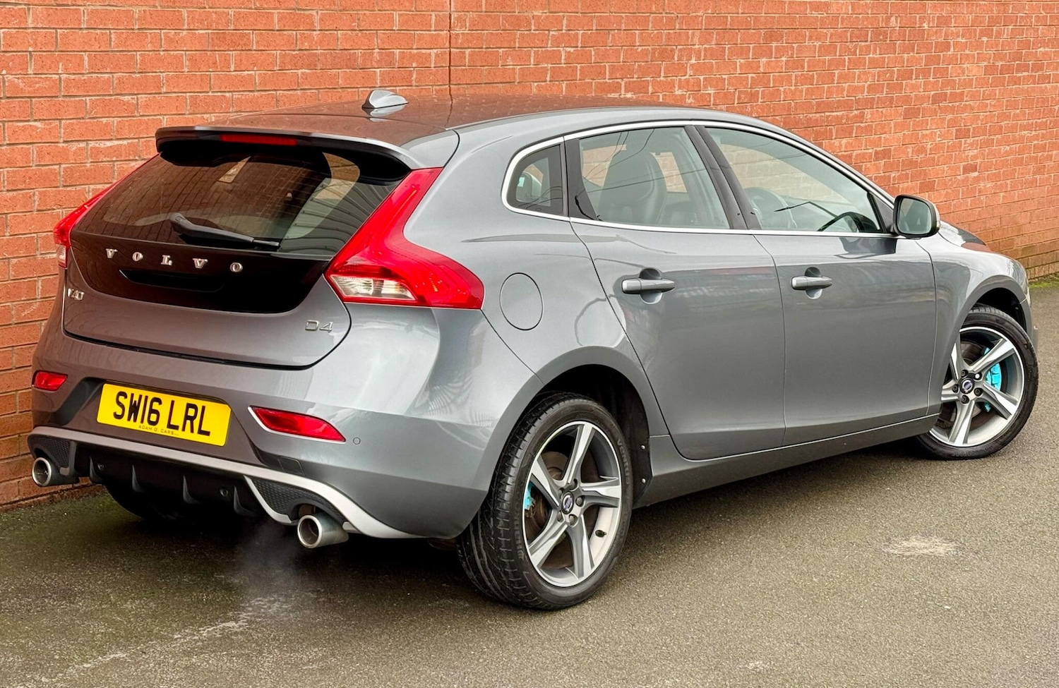 Used Volvo V40 2016 for sale - 77564633: Photo 4