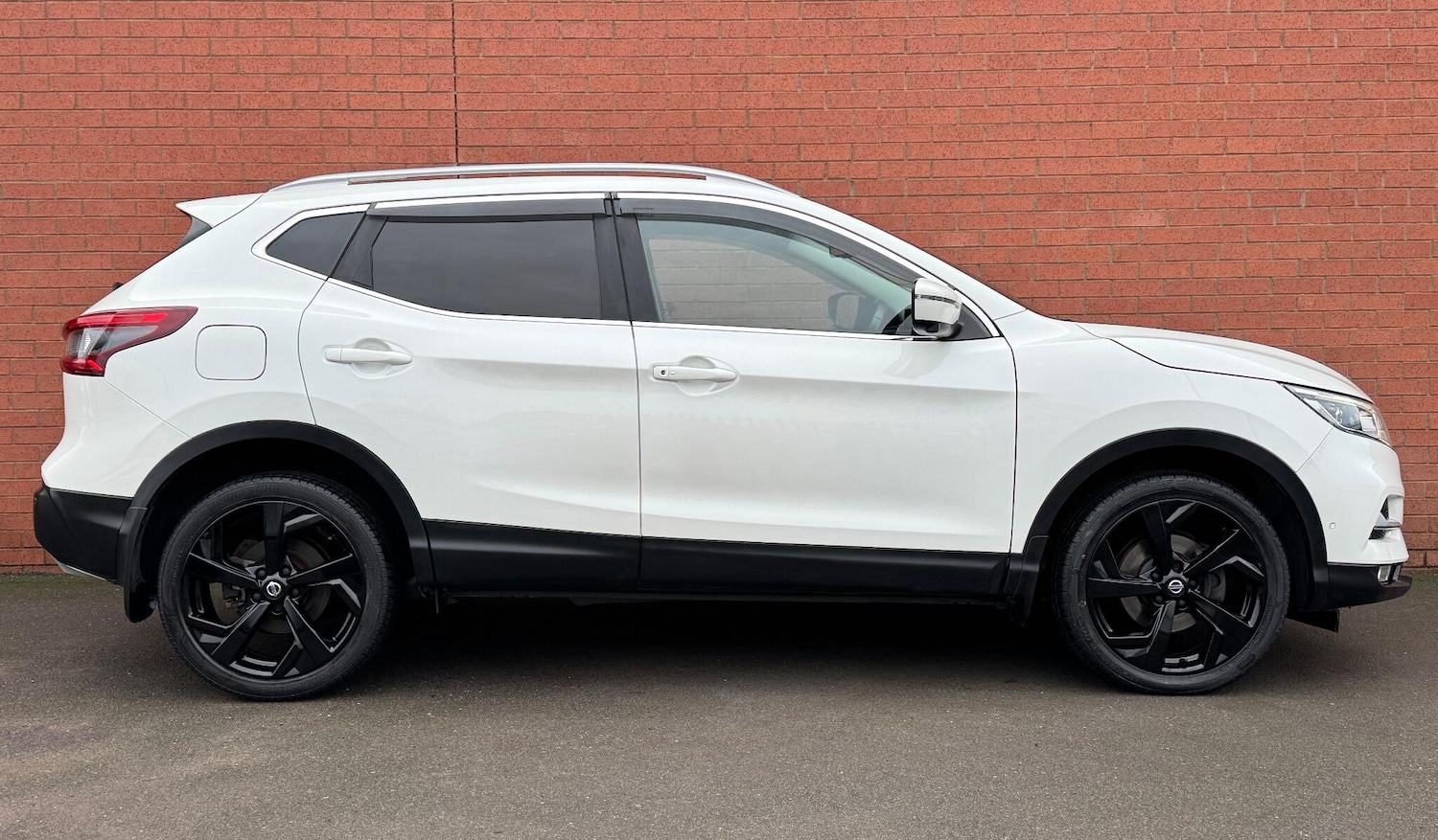 Used Nissan Qashqai for sale - 77166619: Photo 3