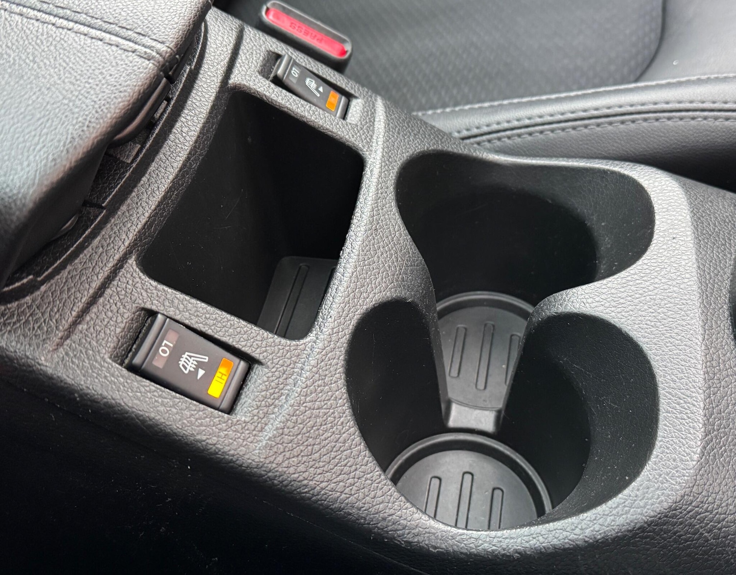 Used Nissan Qashqai for sale - 77166619: Photo 31