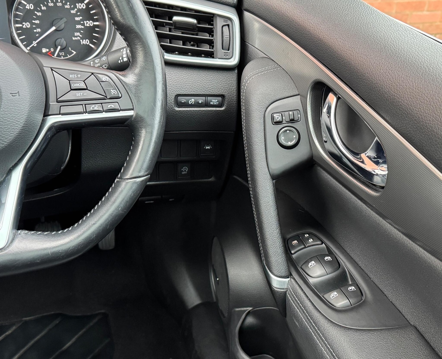 Used Nissan Qashqai for sale - 77166619: Photo 32