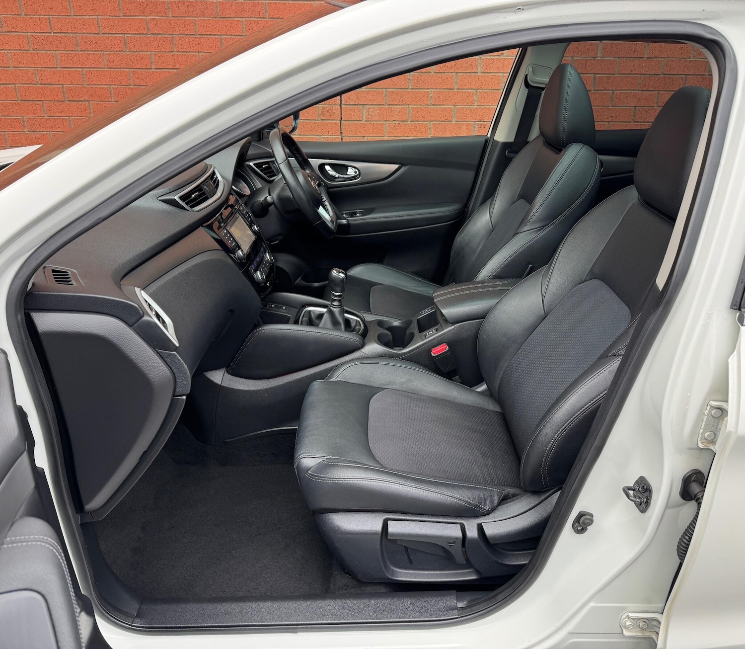 Used Nissan Qashqai for sale - 77166619: Photo 38