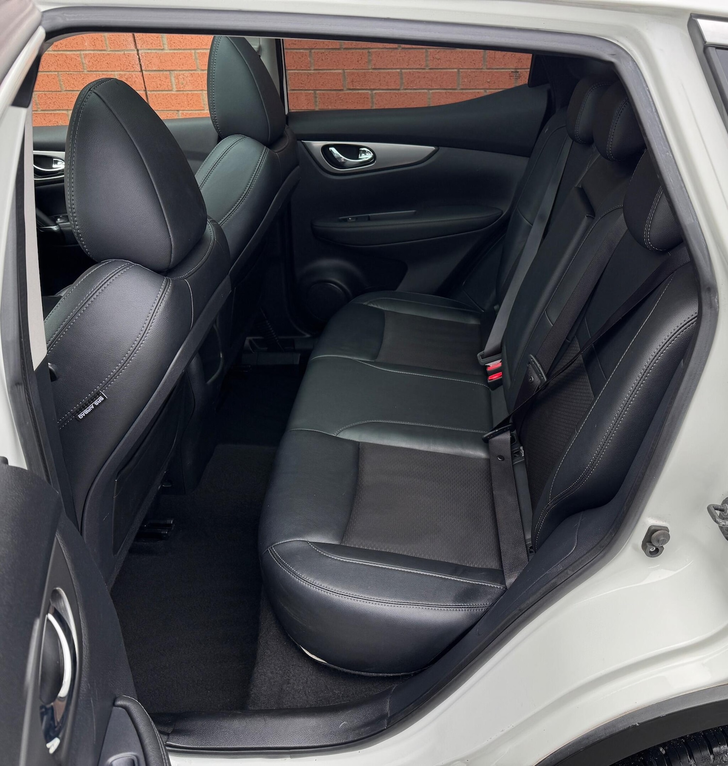 Used Nissan Qashqai for sale - 77166619: Photo 42