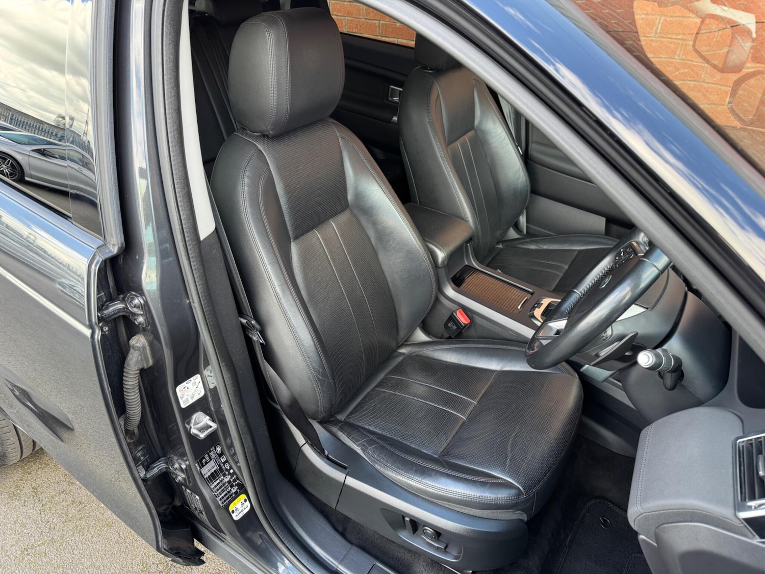 Used Land Rover Discovery Sport 2018 for sale - 78099874: Photo 15