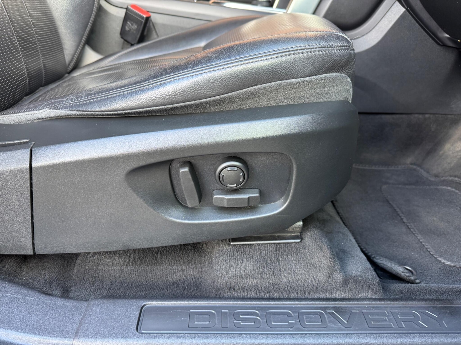 Used Land Rover Discovery Sport 2018 for sale - 78099874: Photo 17