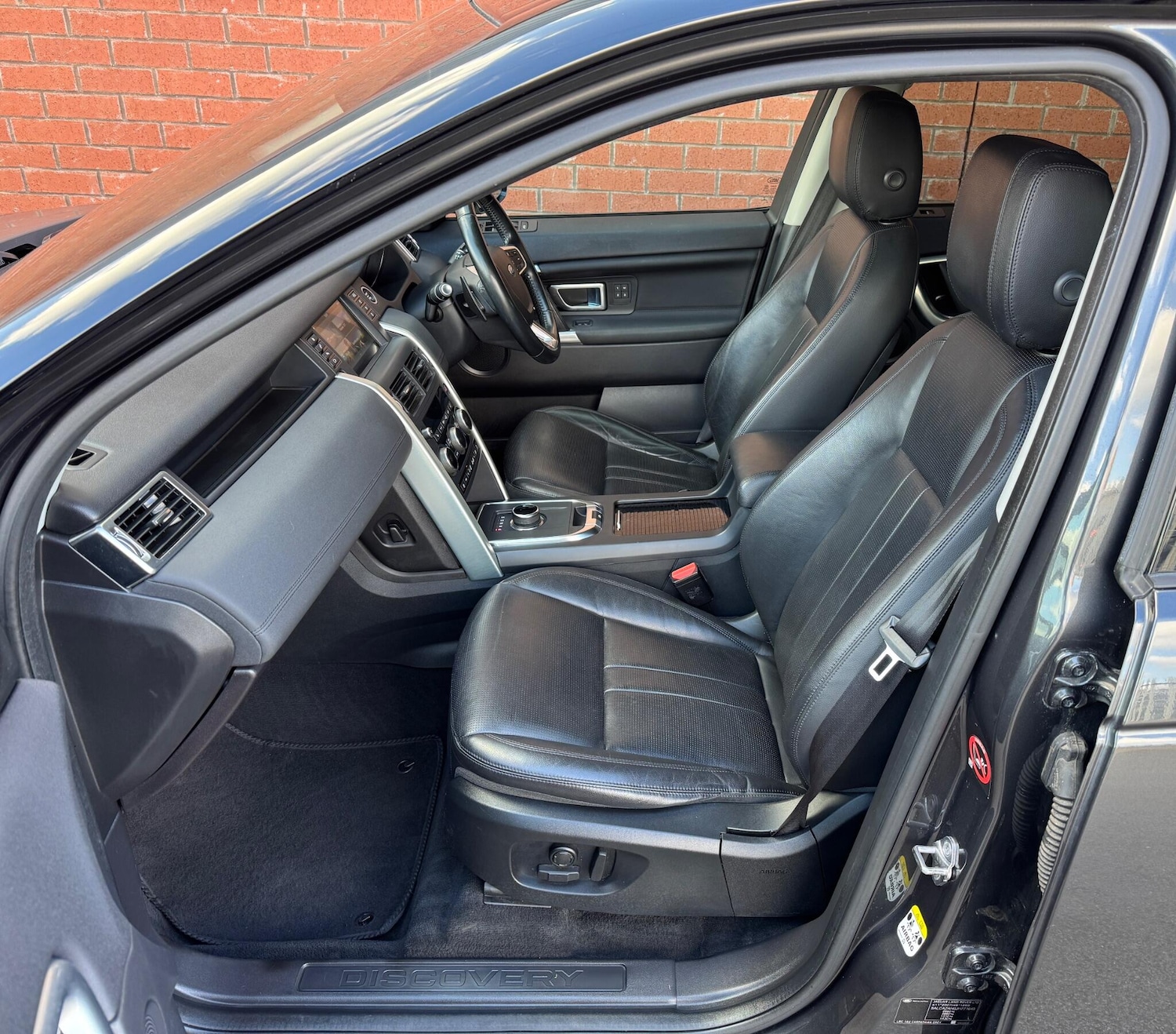 Used Land Rover Discovery Sport 2018 for sale - 78099874: Photo 43