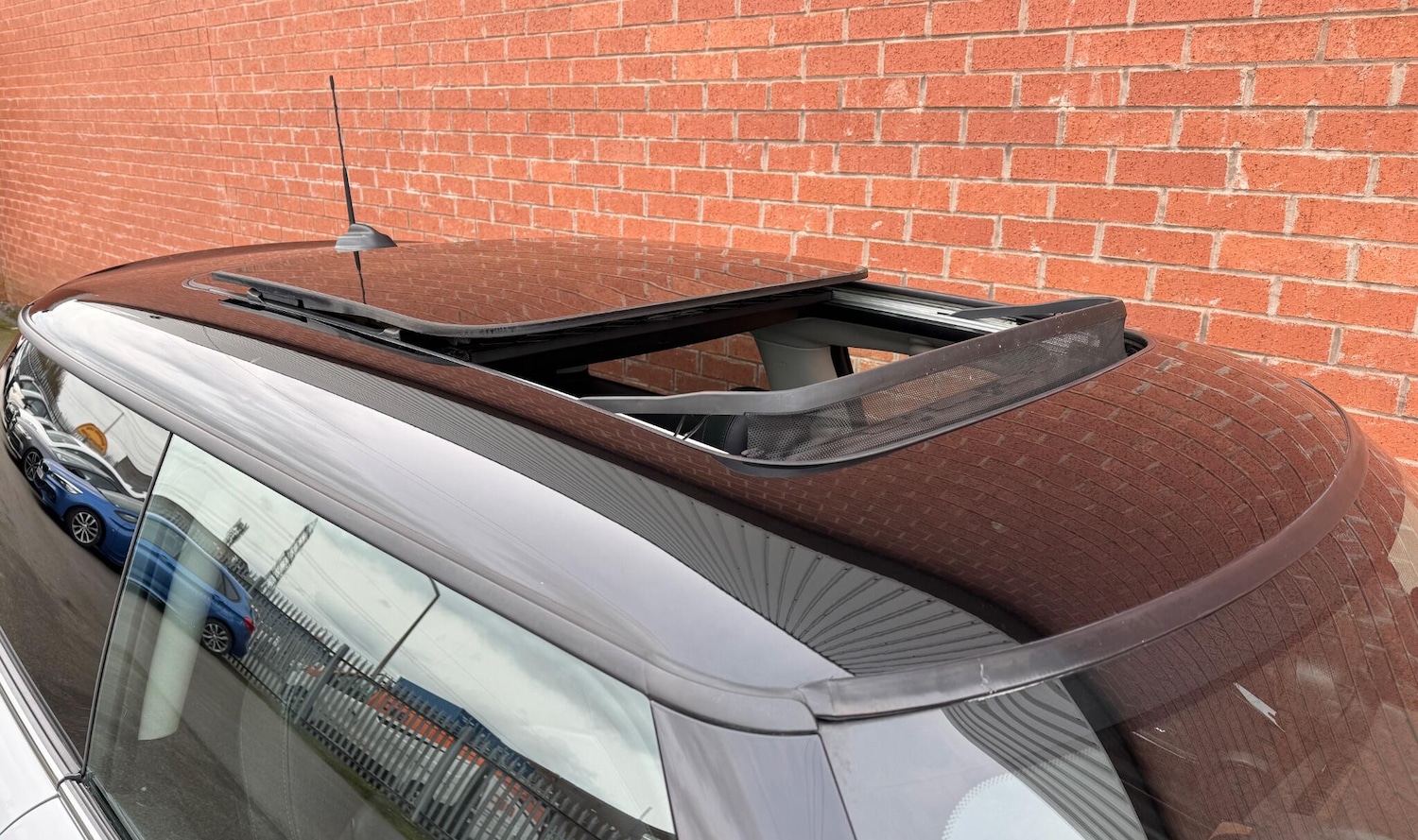 Used MINI Hatch 2018 for sale - 77626288: Photo 2