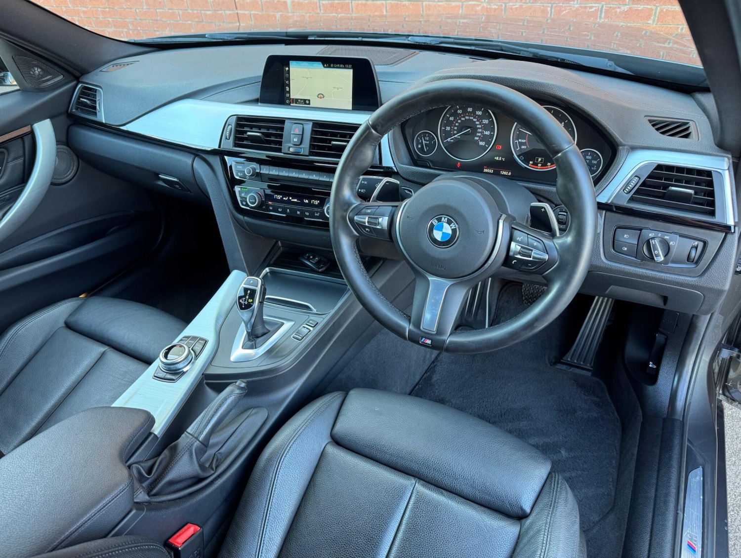 Used BMW 3 Series 2017 for sale - 78127640: Photo 2