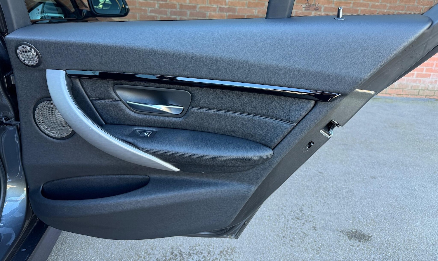 Used BMW 3 Series 2017 for sale - 78127640: Photo 33