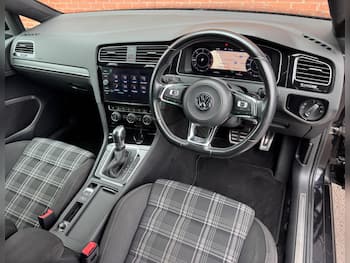 Used Volkswagen Golf 2018 for sale - 79711643: Photo