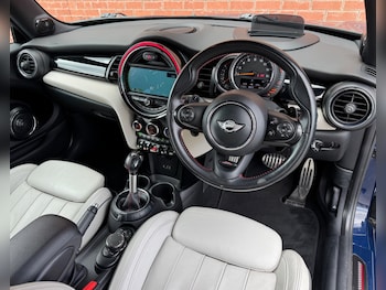 Used MINI Hatch 2017 for sale - 78609397: Photo