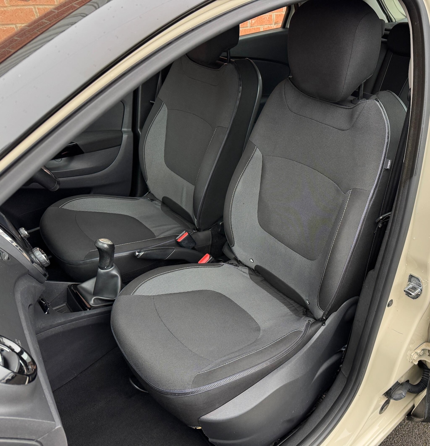 Used Renault Captur 2016 for sale - 77925901: Photo 30