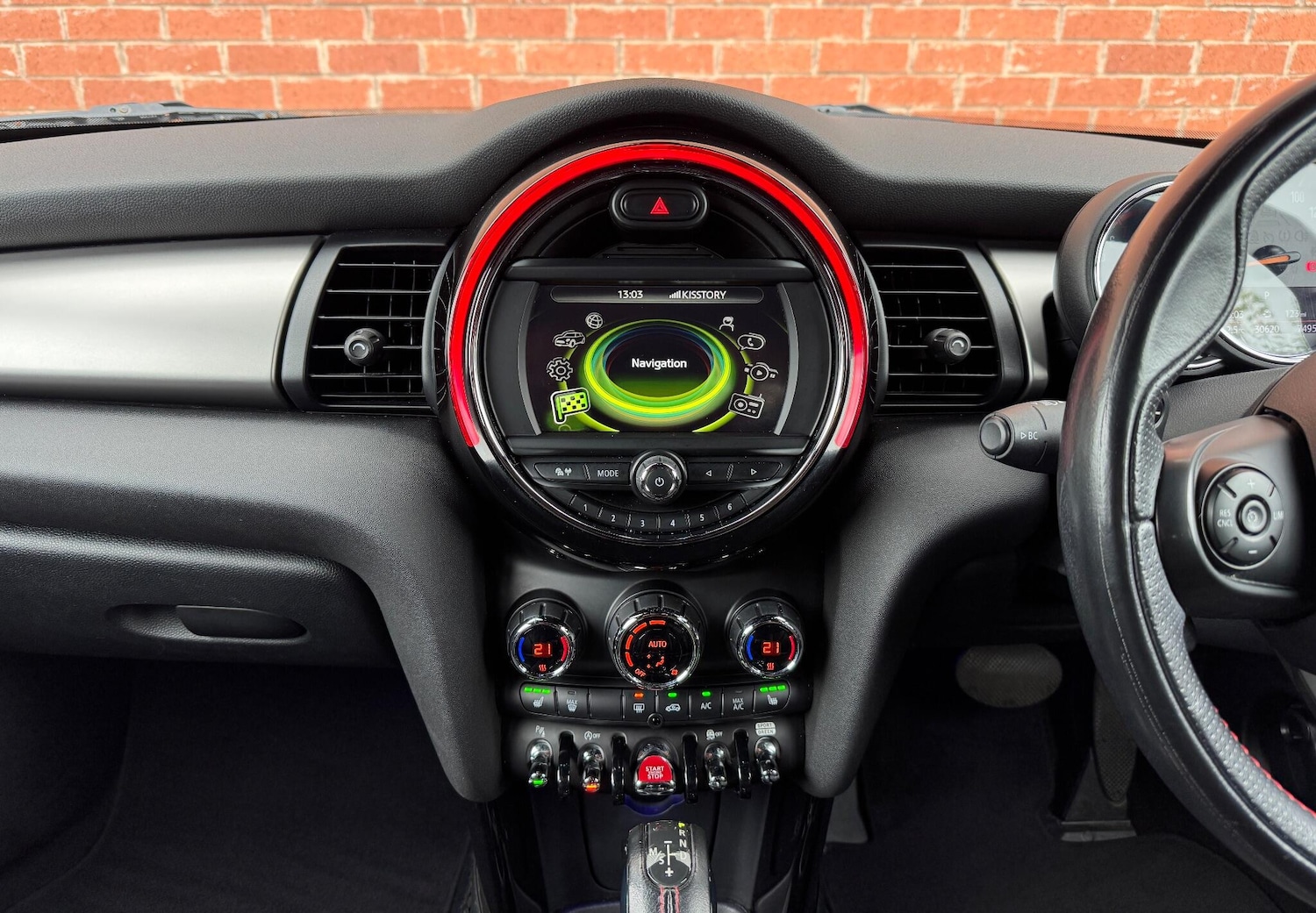 Used MINI Hatch 2017 for sale - 76296000: Photo 17