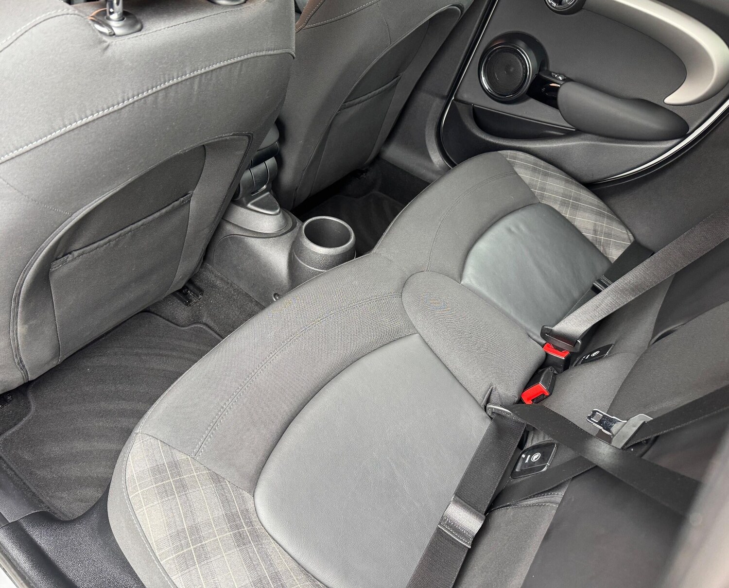Used MINI Hatch 2017 for sale - 76296000: Photo 42