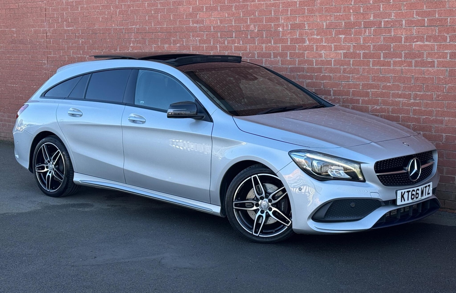 Used Mercedes-Benz CLA 2017 for sale - 77940682: Photo 1