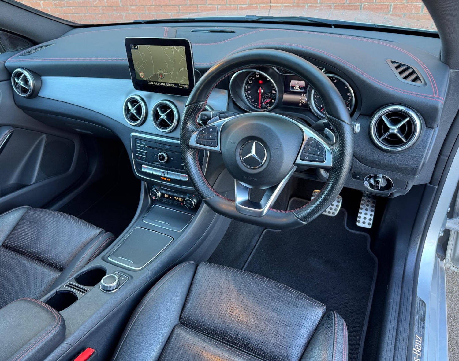 Used Mercedes-Benz CLA 2017 for sale - 77940682: Photo 2