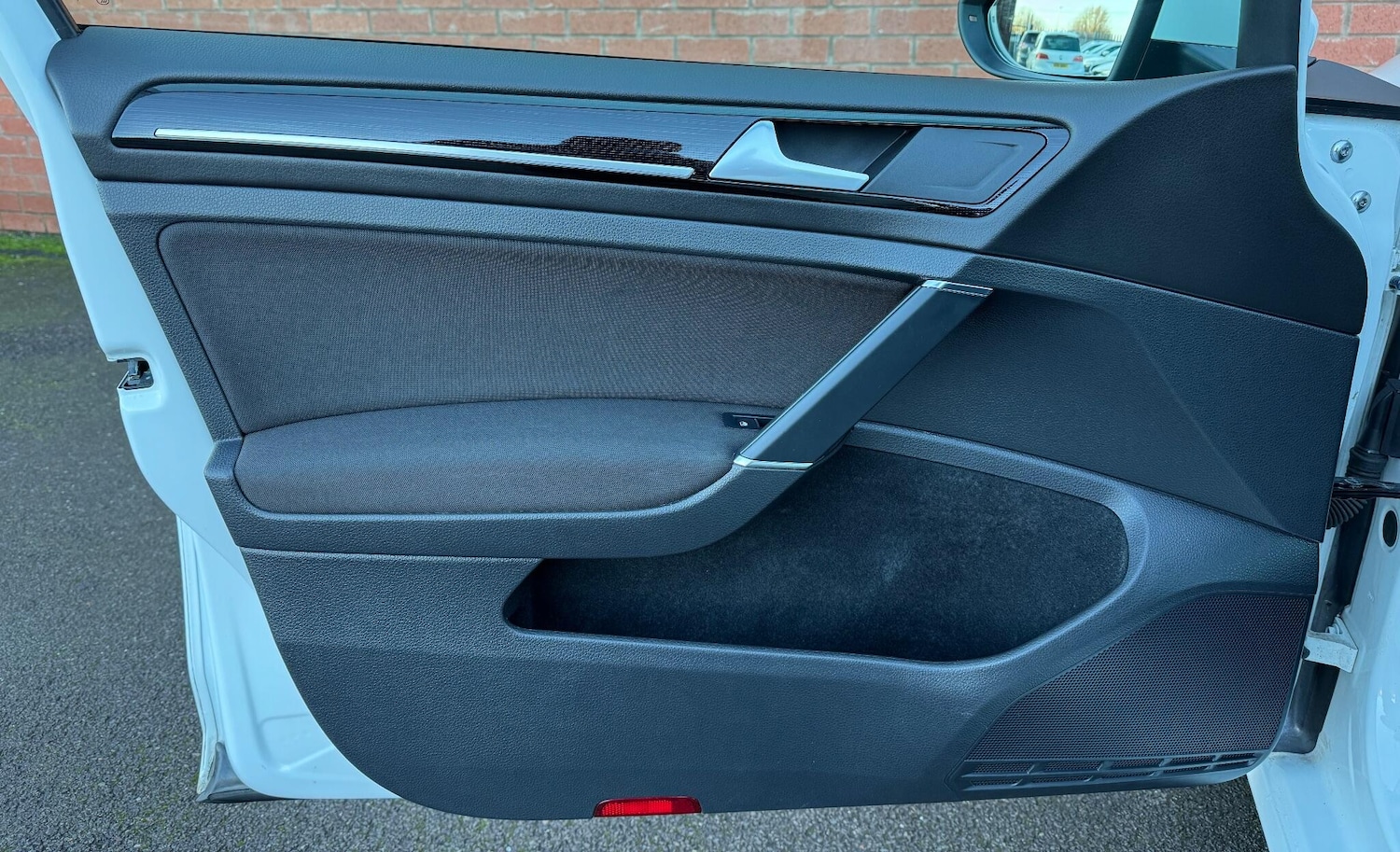 Used Volkswagen Golf 2017 for sale - 76832227: Photo 33