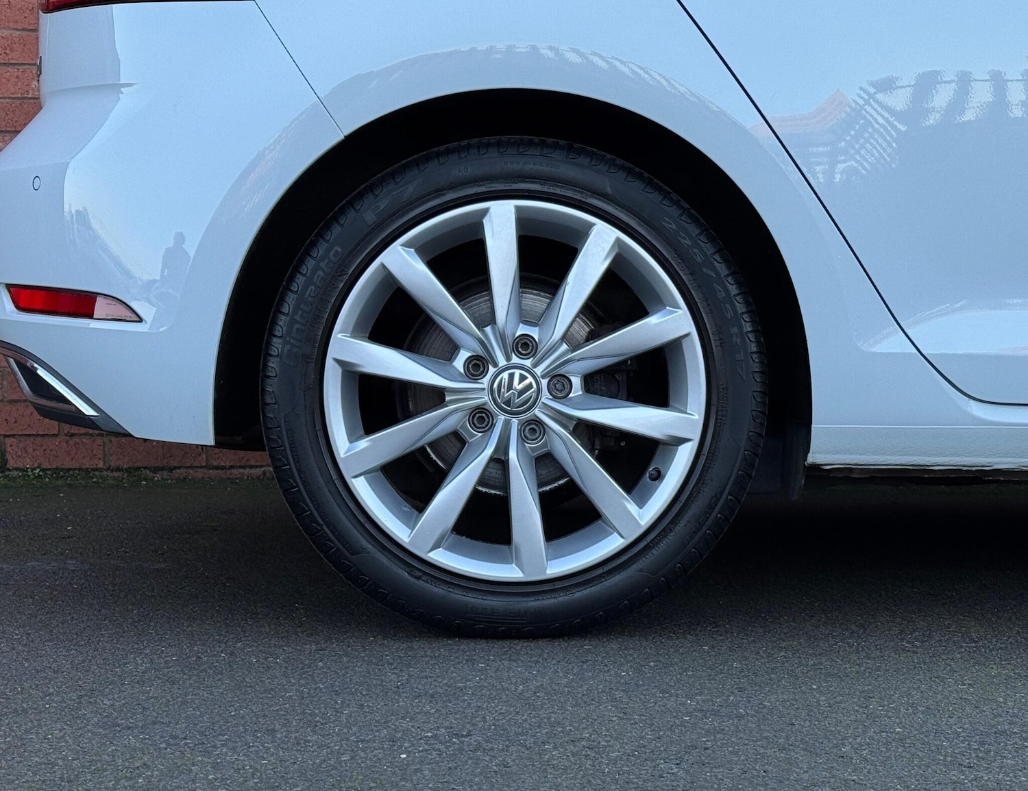 Used Volkswagen Golf 2017 for sale - 76832227: Photo 41