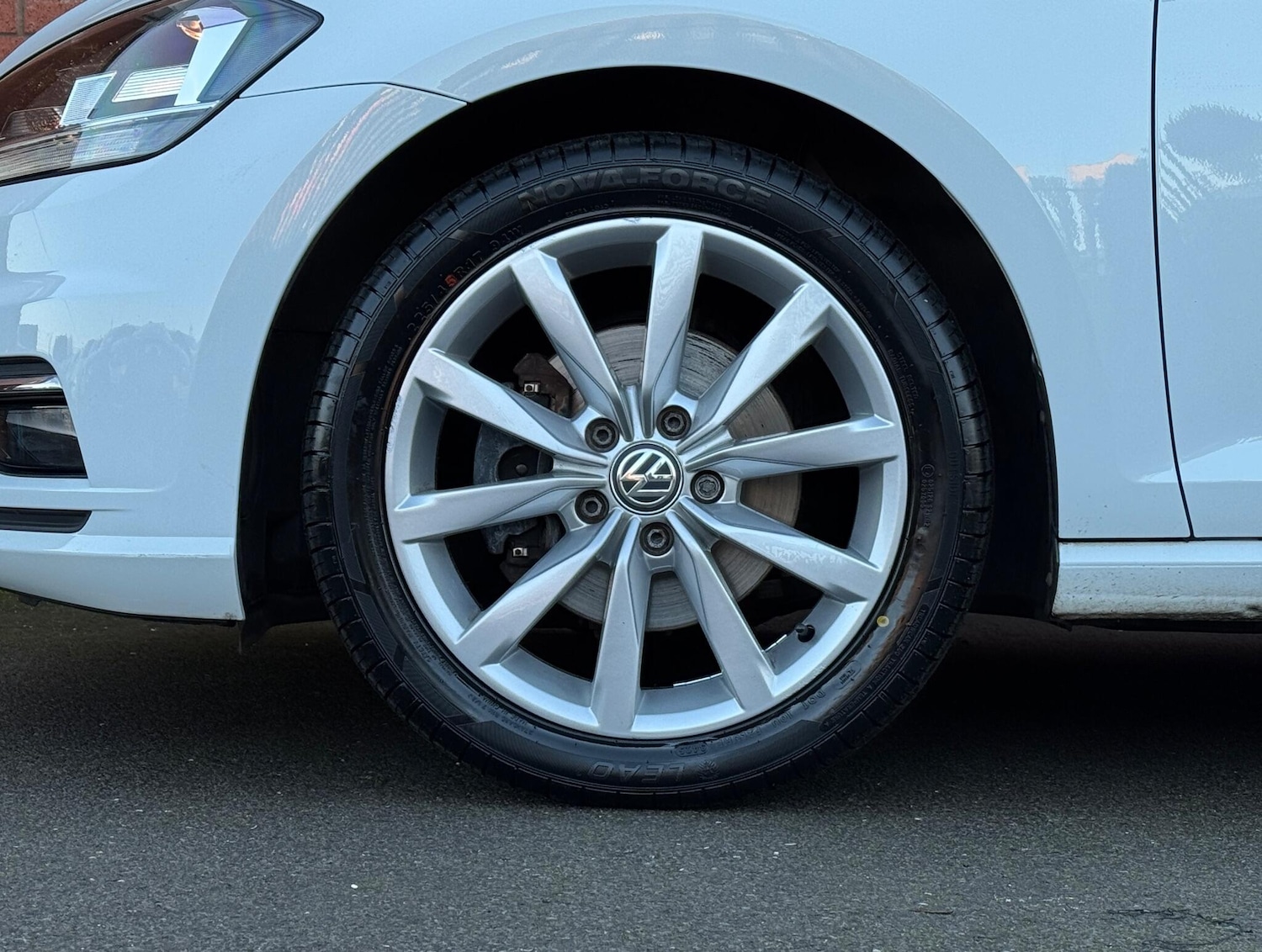 Used Volkswagen Golf 2017 for sale - 76832227: Photo 43