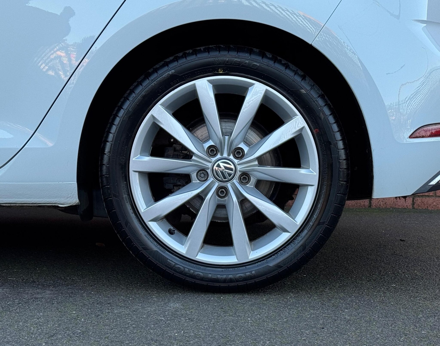 Used Volkswagen Golf 2017 for sale - 76832227: Photo 44