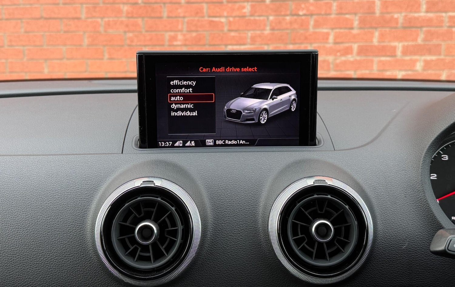 Used Audi A3 2017 for sale - 76613281: Photo 25