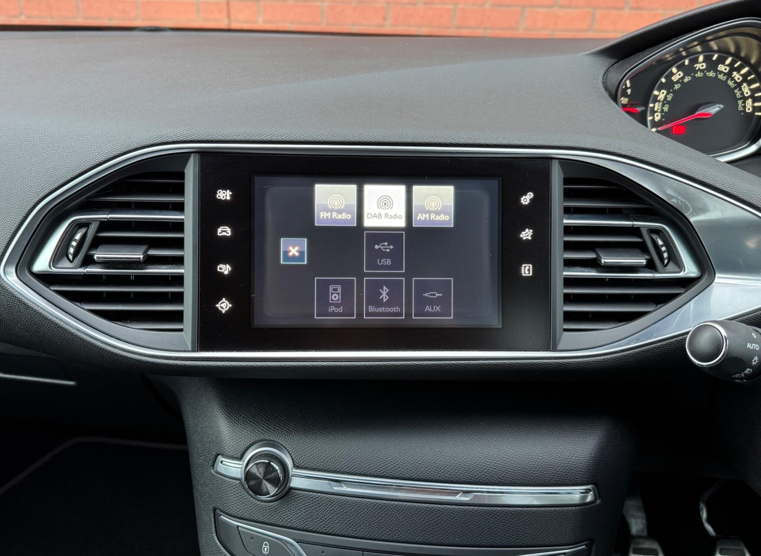 Used Peugeot 308 2016 for sale - 77523486: Photo 18