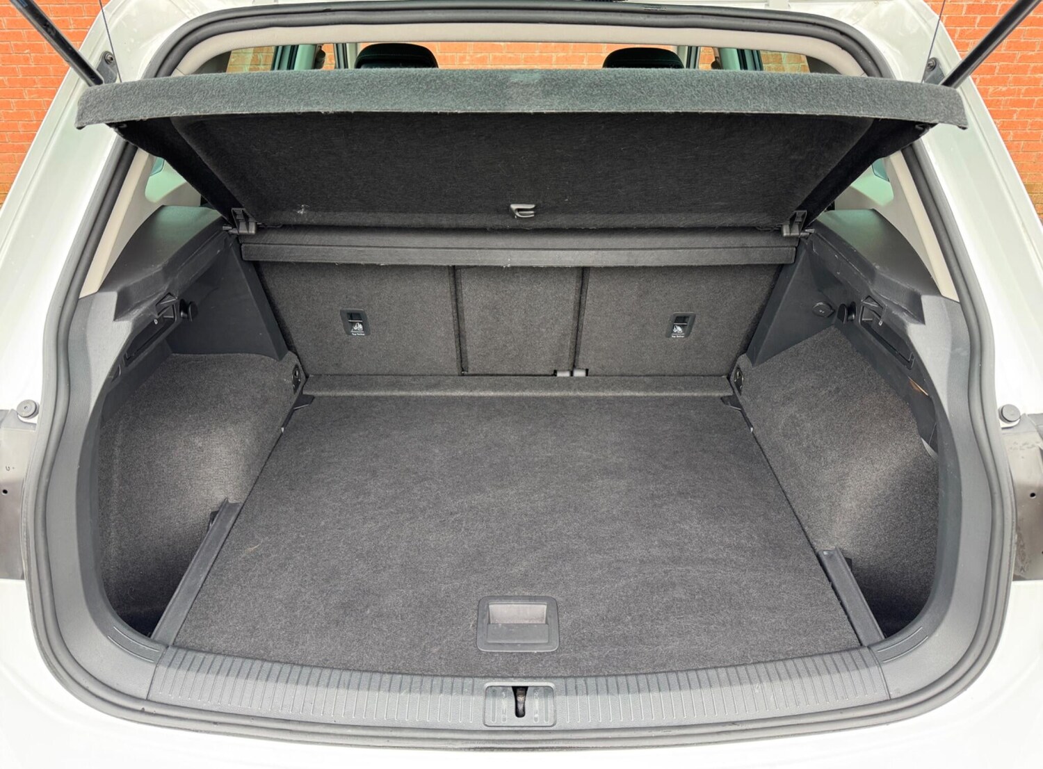 Used Volkswagen Tiguan for sale - 77809181: Photo 11