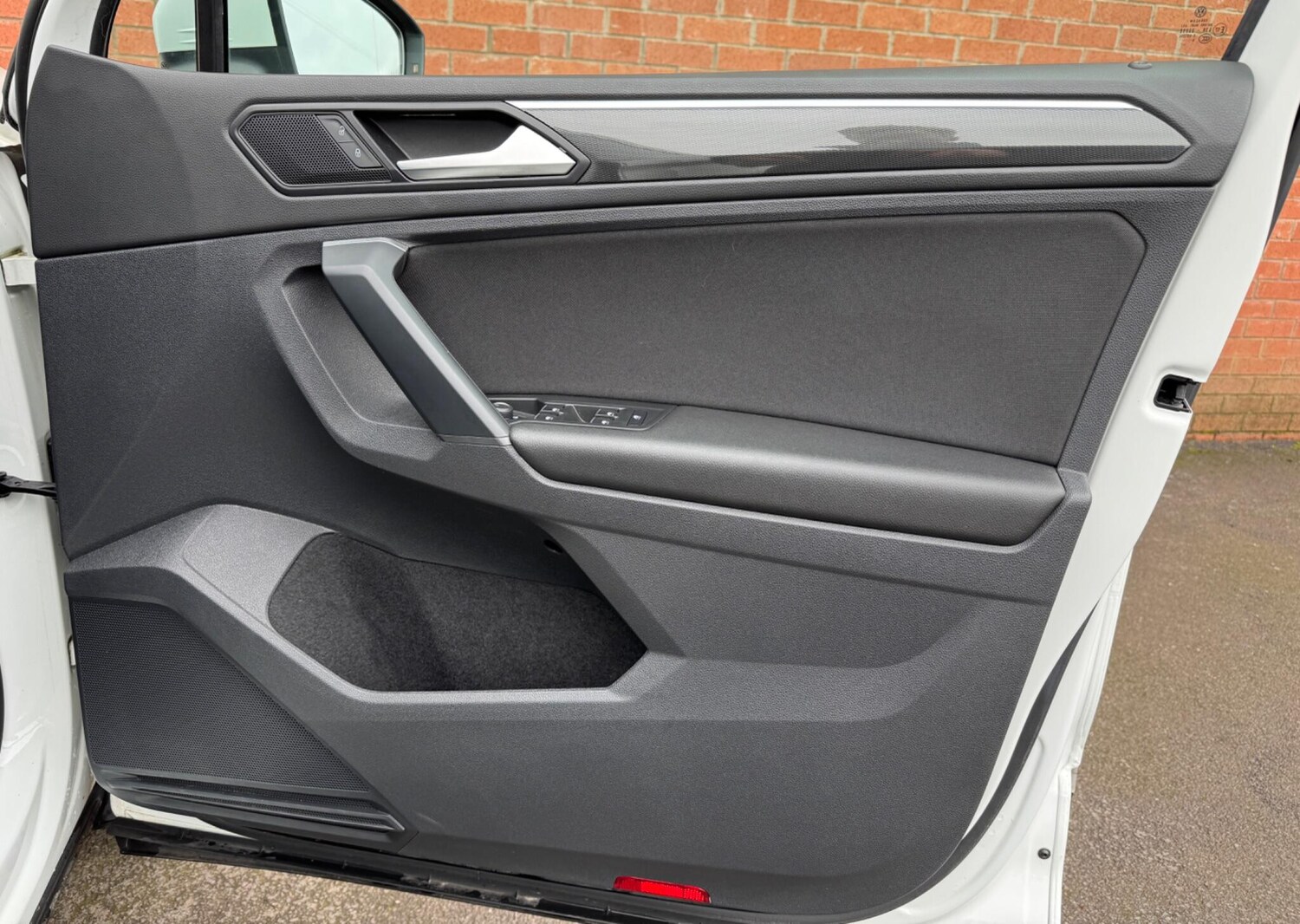 Used Volkswagen Tiguan for sale - 77809181: Photo 13