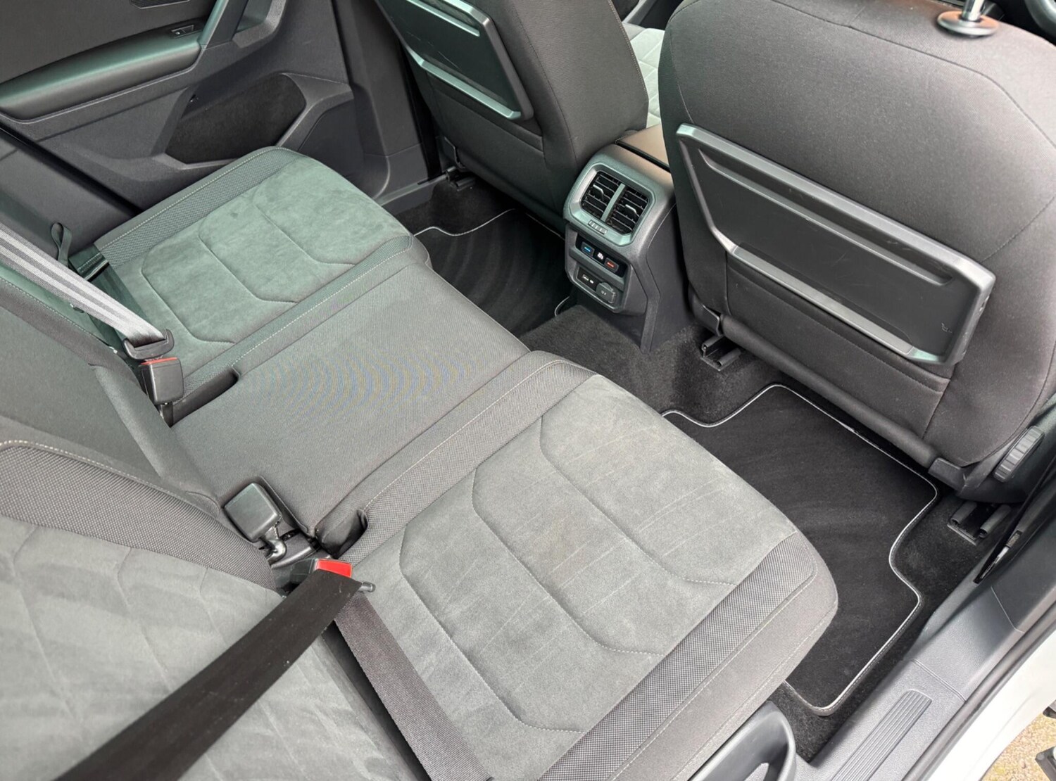 Used Volkswagen Tiguan for sale - 77809181: Photo 35