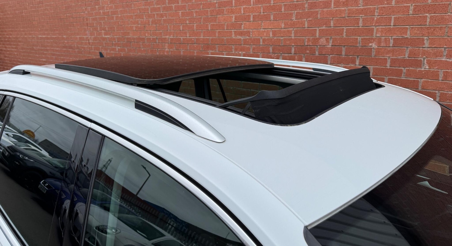 Used Volkswagen Tiguan for sale - 77809181: Photo 4