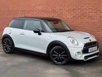 MINI Hatch feature image