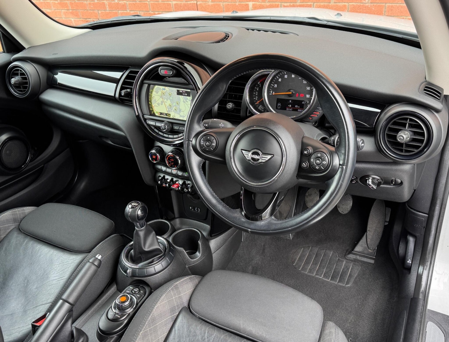 Used MINI Hatch for sale - 77824957: Photo 2