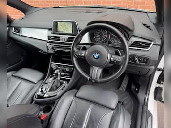 Used BMW 2 Series 2017 for sale - 79774560: Photo